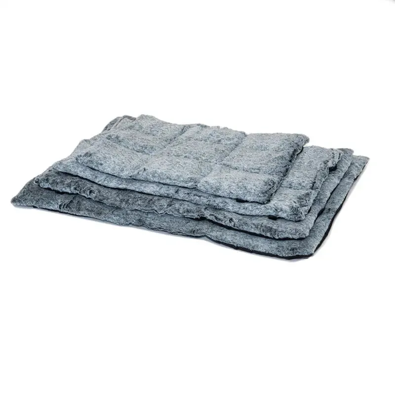 Rollup Artic Faux Fur Pet Travel Mat